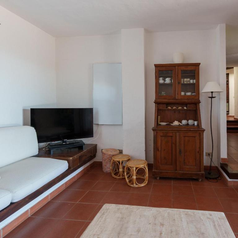 Villa Oleandra - Three-Bedroom Villa - 31