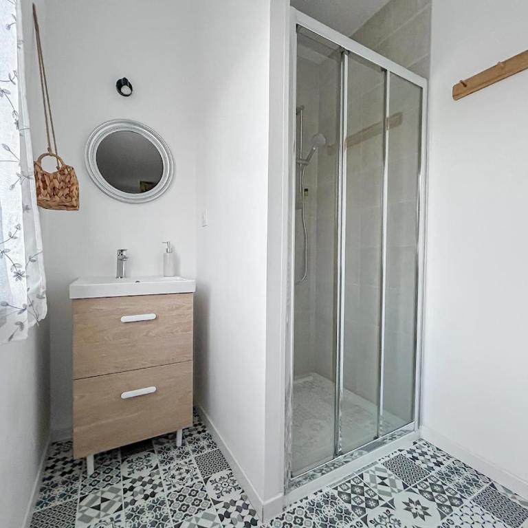 Maison moderne T5 · 4 ch sdb privatives · Terrasse - Villa - 34