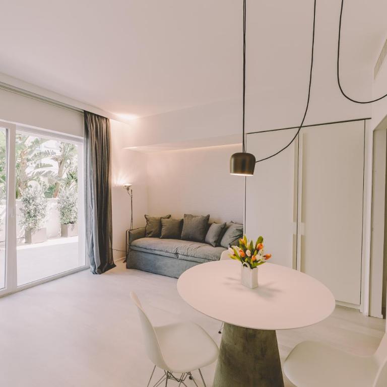 Suite 10 Home Design & Spa - Suite con 1 Camera da Letto con Patio - 8