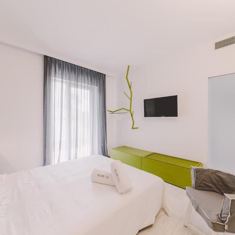 Suite 10 Home Design & Spa - Suite con 1 Camera da Letto con Patio - 4