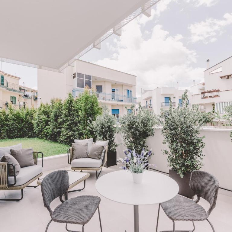 Suite 10 Home Design & Spa - Suite con 1 Camera da Letto con Patio - 6