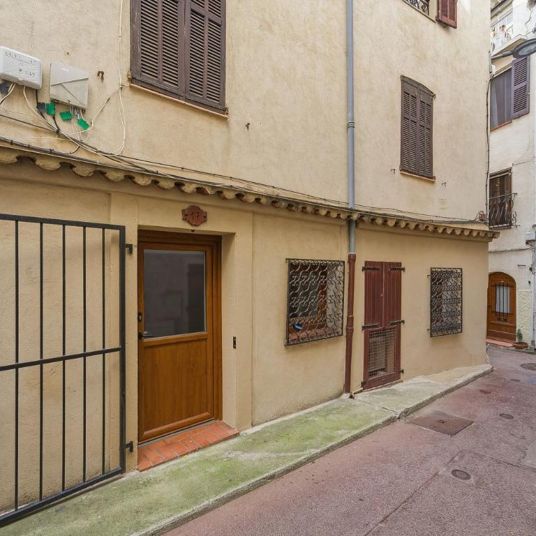 La pompe - Climatisé proche de la plage - Appartement 1 Chambre - 12