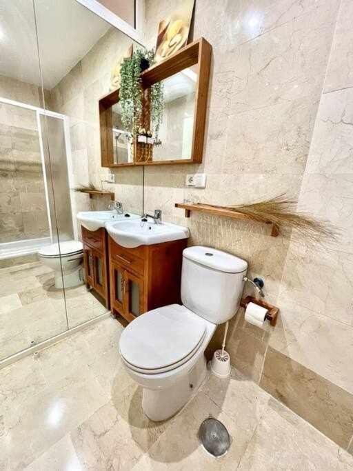 Apartamento centro en Málaga con PARKING GRATIS - Apartamento de 3 dormitorios - 12