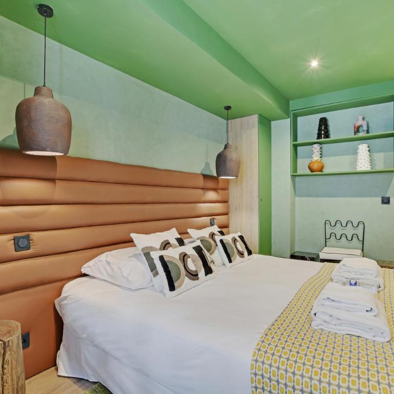 NoChichi Collections - City Center - Three-Bedroom Deluxe Apartment - 20