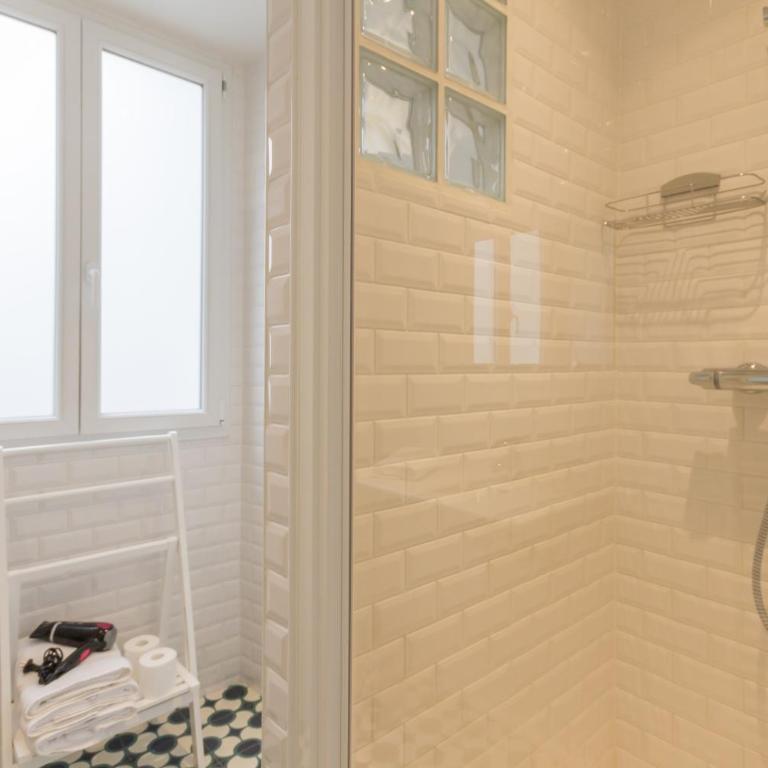Les Toits de Paris - Double Room - 14