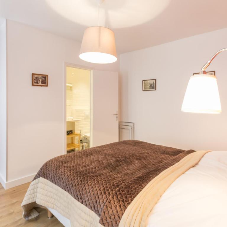 Les Toits de Paris - Suite - 16