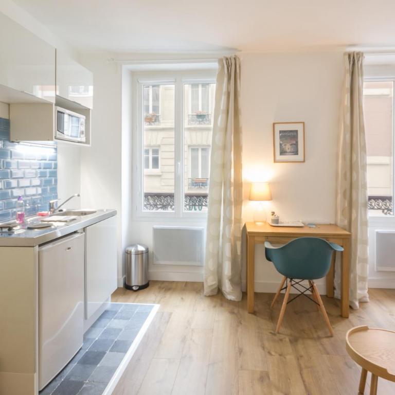 Les Toits de Paris - Double Room - 2
