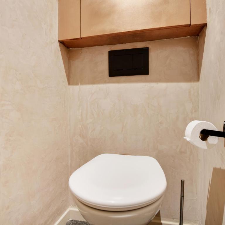 NoChichi Collections - City Center - Two-Bedroom Apartment - 2