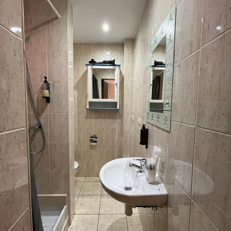 Hotel NIU a 50 m del Funicamp - Habitación Doble Estándar - 1 o 2 camas - 3
