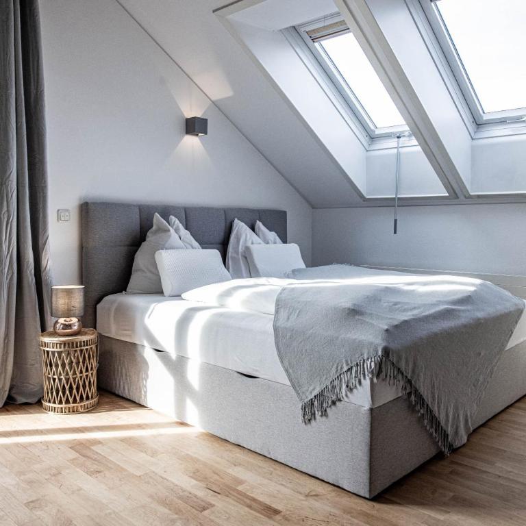 Villa Stella all famous ski areas around us, 15 minutes to salzburg, mountainview - Villa - 9