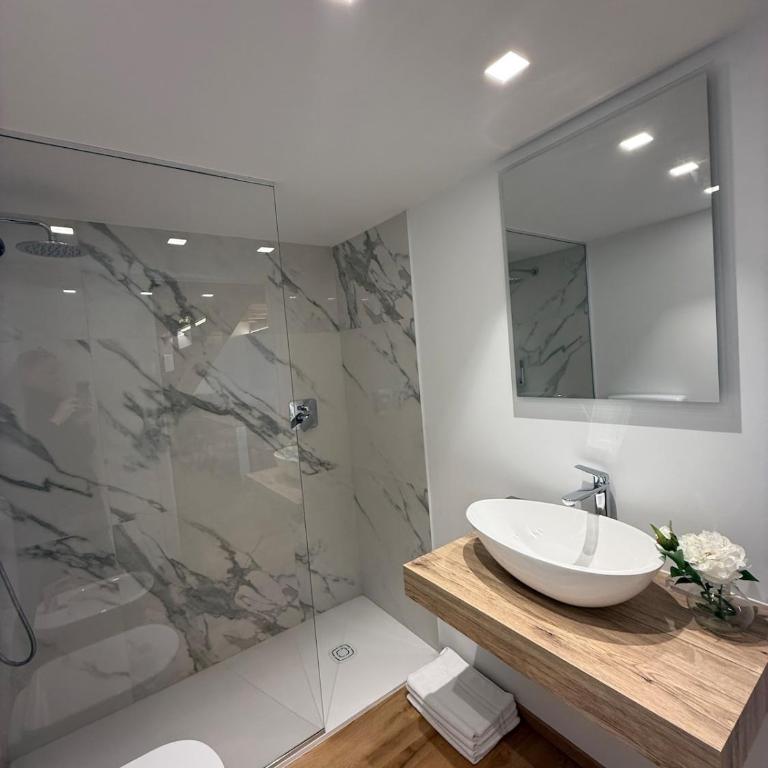 Dream Gardasee Chalet con giardino mediterraneo - Four-Bedroom House - 64