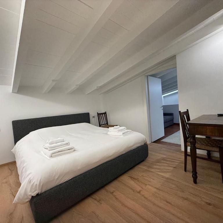 Dream Gardasee Chalet con giardino mediterraneo - Four-Bedroom House - 71