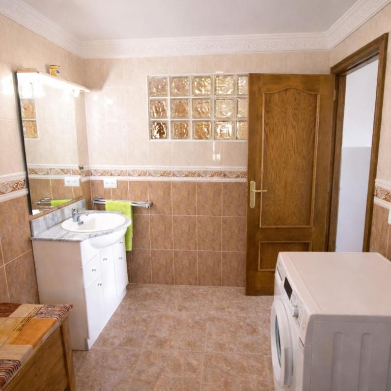 Catalunya Casas Lovely Lazy days at Lloret de Mar with private pool - Villa con piscina privada - 16