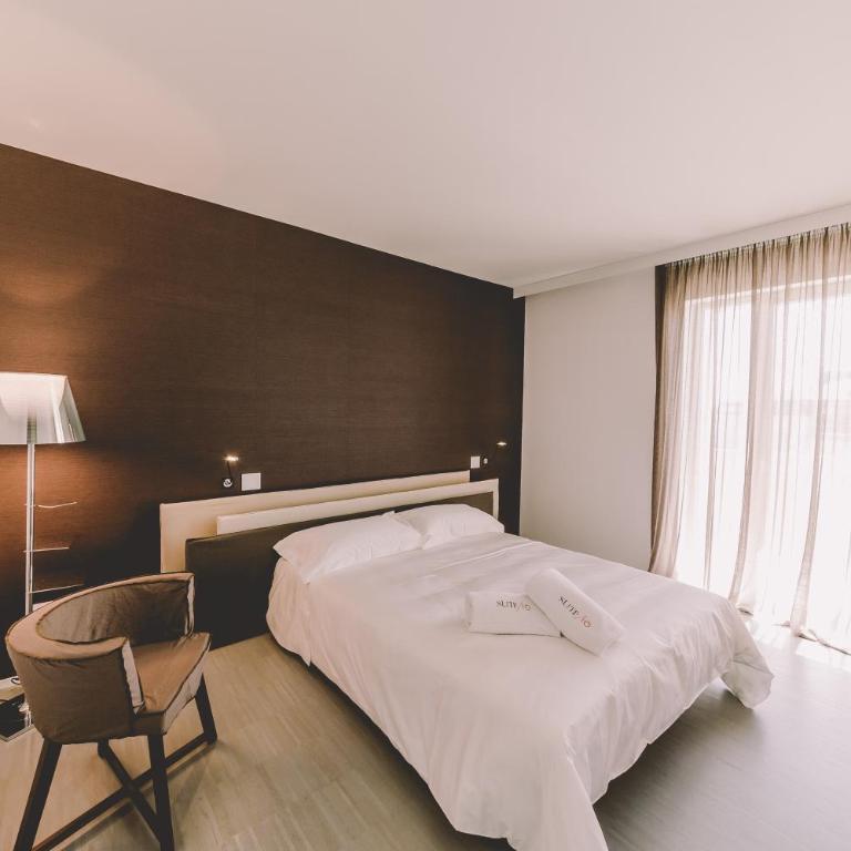 Suite 10 Home Design & Spa - Suite con 1 Camera da Letto e Balcone - 1