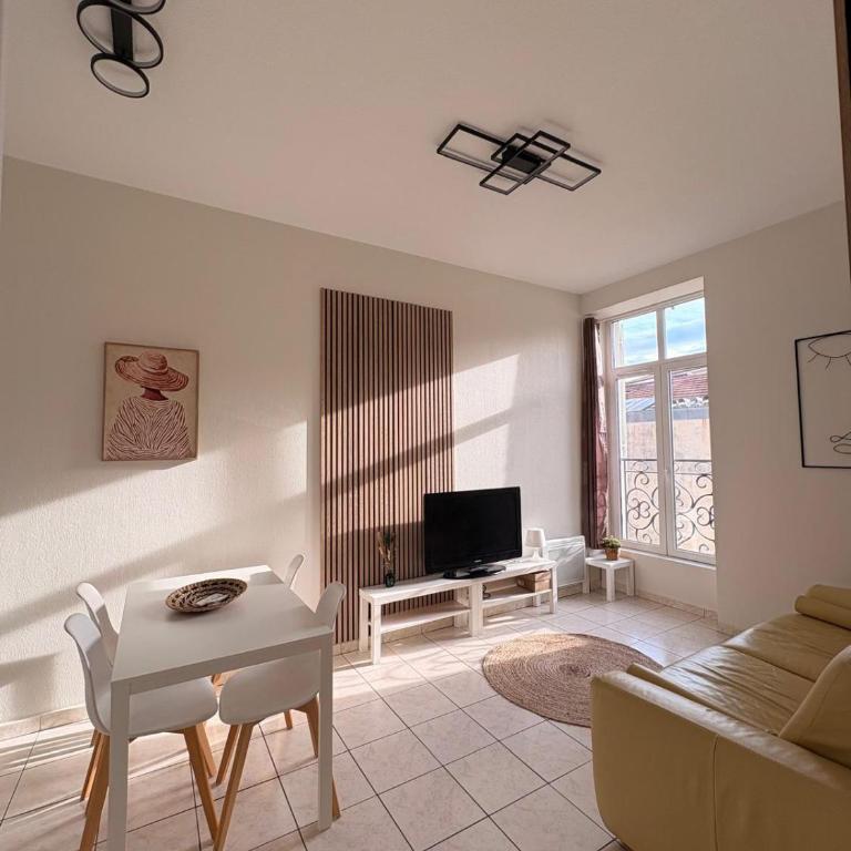 JARDIN DES MUSES III - 2 PIECES - Carré d'or Menton - One-Bedroom Apartment - 1