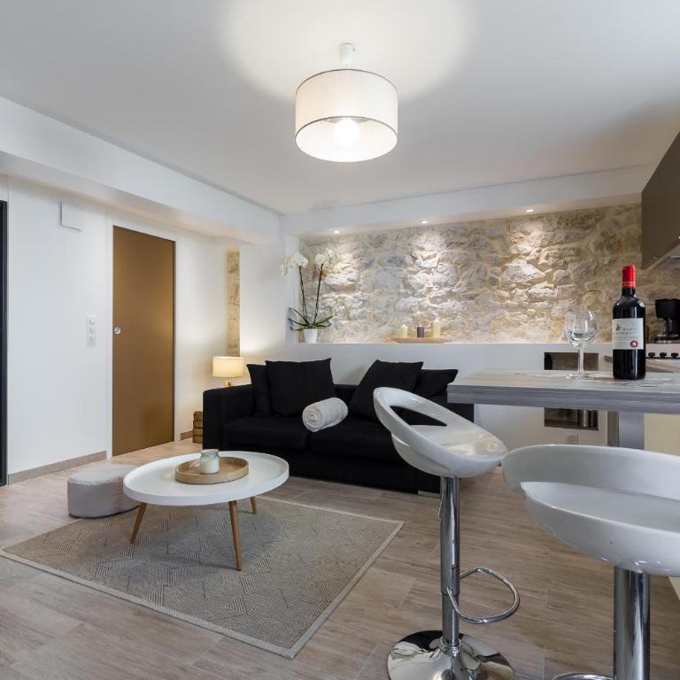 Cosy Home - One-Bedroom Apartment - 1