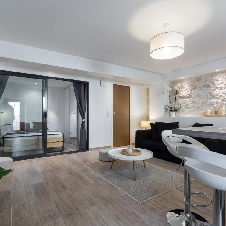 Cosy Home - One-Bedroom Apartment - 28