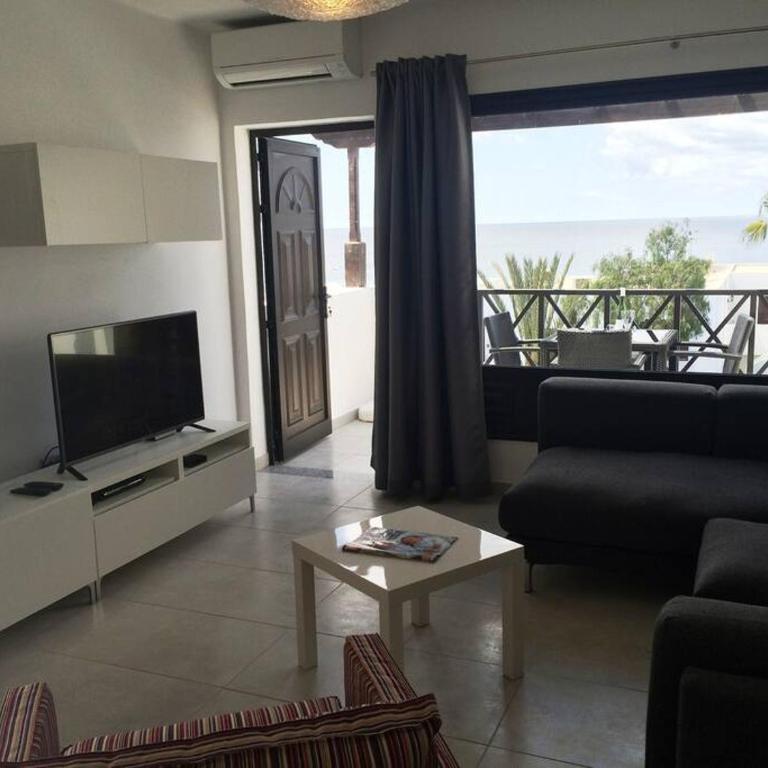 E25 las tabaibas - Two-Bedroom Apartment with Balcony and Sea View - 4