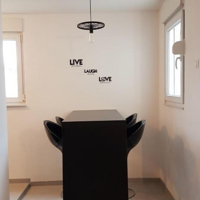 Apartment Center II Mostar - One-Bedroom Apartment - 3