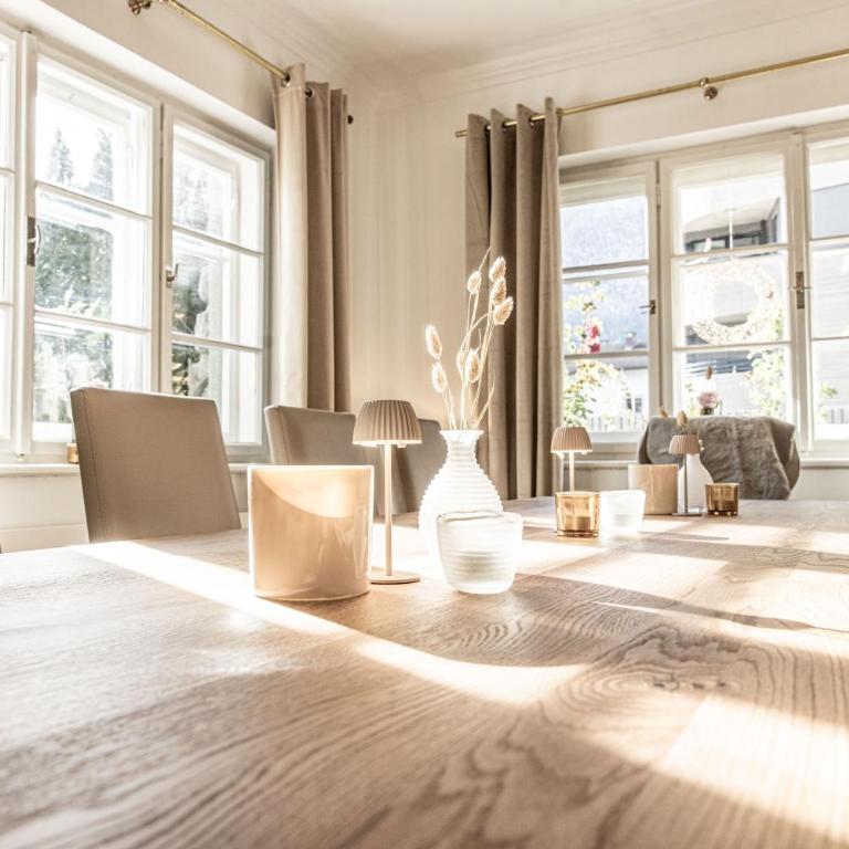 Villa Stella all famous ski areas around us, 15 minutes to salzburg, mountainview - Villa - 11