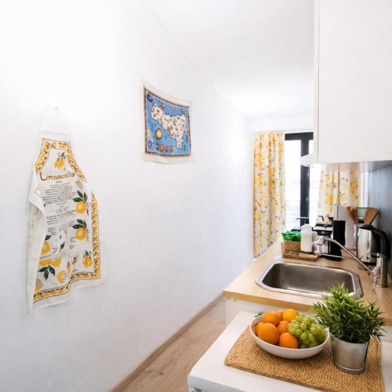 Casa Bianca - Centro Città e due minuti a piedi dalla Metro - One-Bedroom Apartment - 8