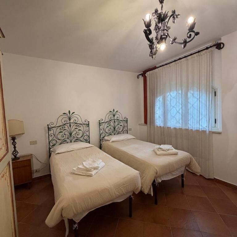 Chianti Villa with Private Park, 2 Apartments & Panoramic Views - Appartamento con 2 Camere da Letto - 11