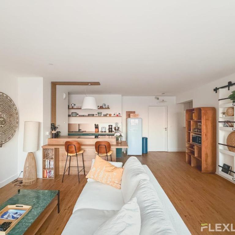 Spacieux T3 dans le 13ème avec petit balcon et vu sur les toits de Paris - Appartement - 7