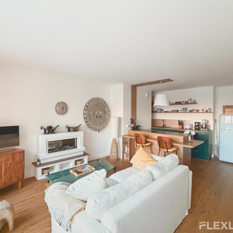 Spacieux T3 dans le 13ème avec petit balcon et vu sur les toits de Paris - Appartement - 8