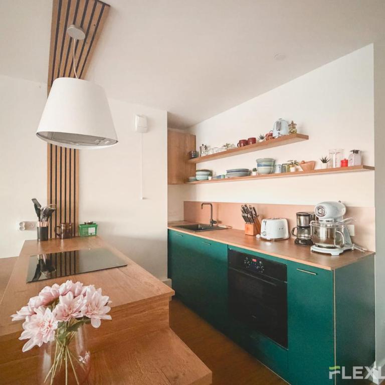Spacieux T3 dans le 13ème avec petit balcon et vu sur les toits de Paris - Appartement - 10