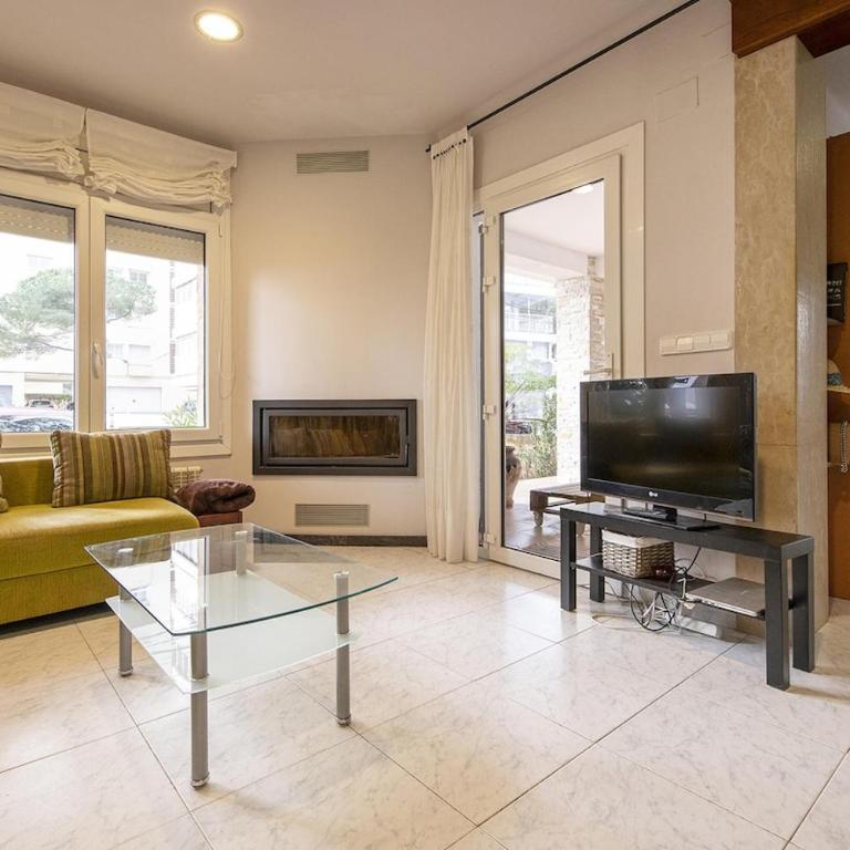 Casa con plaza de parking - Apartamento de 3 dormitorios - 7