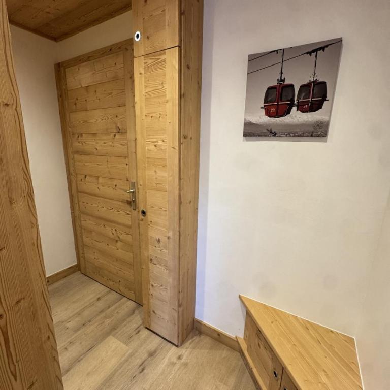 Les Carroz - Rénové - Au cœur de la station - 4 pers - One-Bedroom Apartment with Balcony and Mountain View - 2