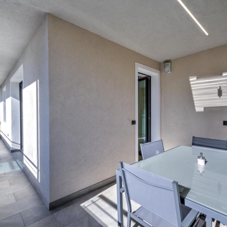 San Martin Holidays Home - Stay, Work & Fun - Appartamento con Balcone - 1