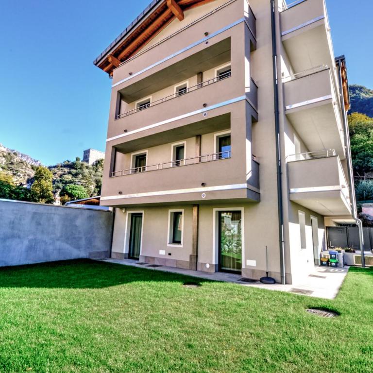 San Martin Holidays Home - Stay, Work & Fun - Appartamento con 2 Camere da Letto - 2