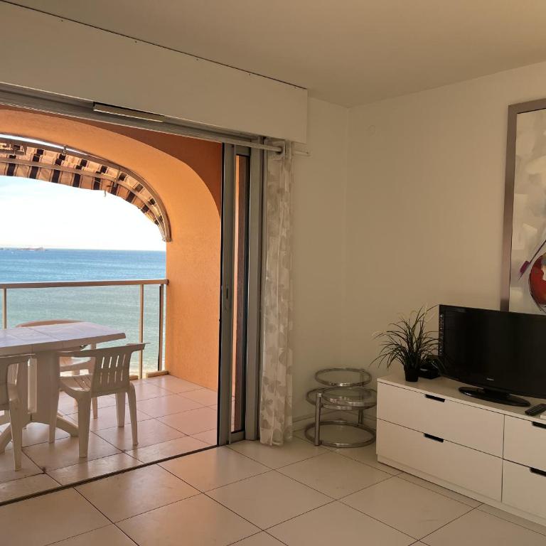 LE CAPITOLE, Vue exceptionnelle sur la mer, T1-2 - Apartamento de 1 dormitorio con balcón y vistas al mar - 12