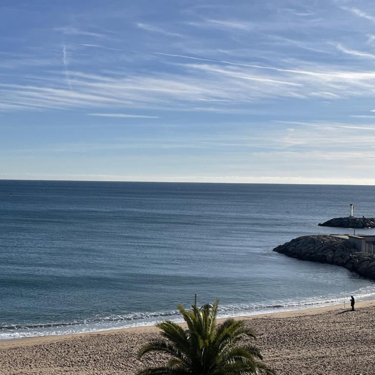 LE CAPITOLE, Vue exceptionnelle sur la mer, T1-2 - Apartamento de 1 dormitorio con balcón y vistas al mar - 14