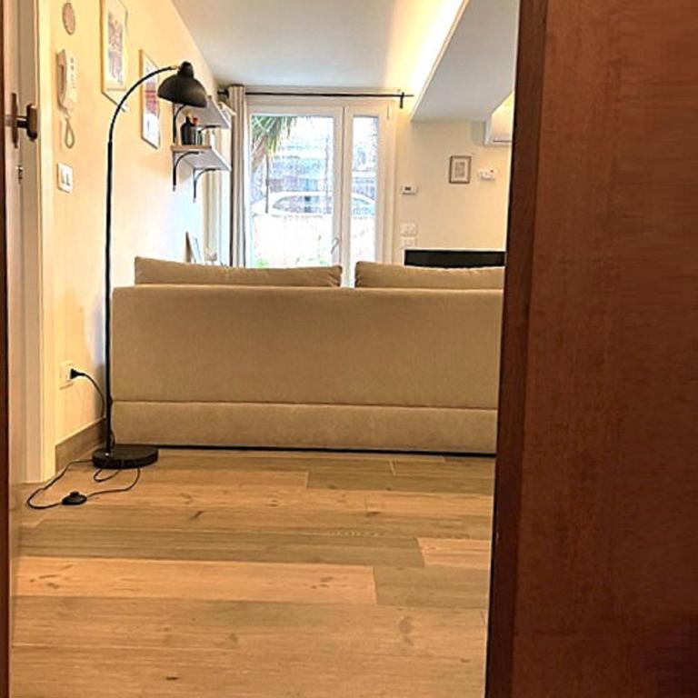 Studio Garibaldi 7 - Appartamento con 2 Camere da Letto - 59
