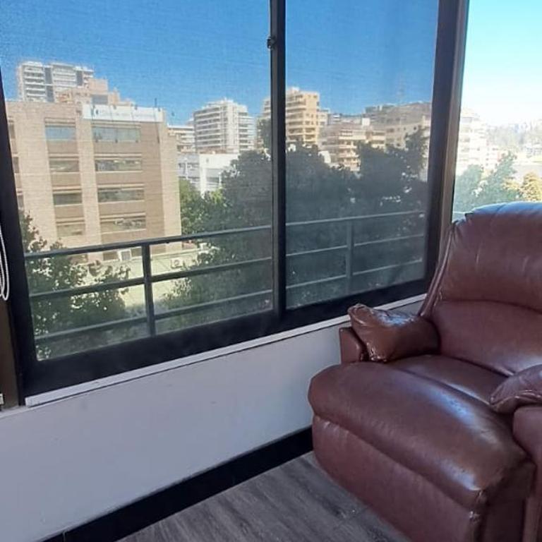 Departamento full equipado Viña del mar con piscina y cerca de la playa - Three-Bedroom Apartment - 2