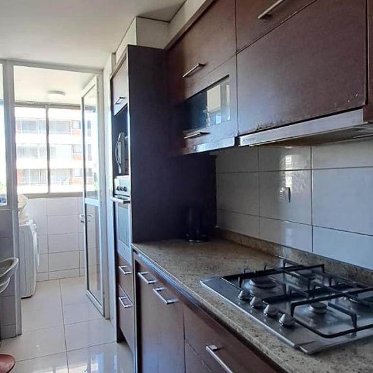 Departamento full equipado Viña del mar con piscina y cerca de la playa - Three-Bedroom Apartment - 5