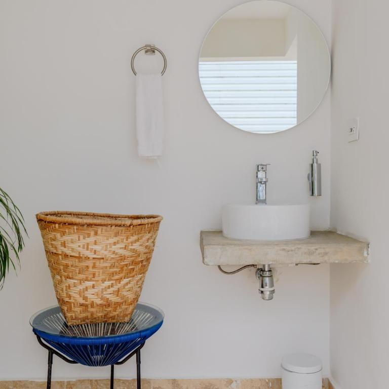 Lux Beach House, Aldaba Selection - Villa - Beach Front - 8