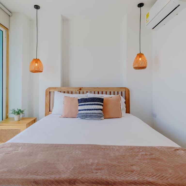 Lux Beach House, Aldaba Selection - Villa - Beach Front - 19