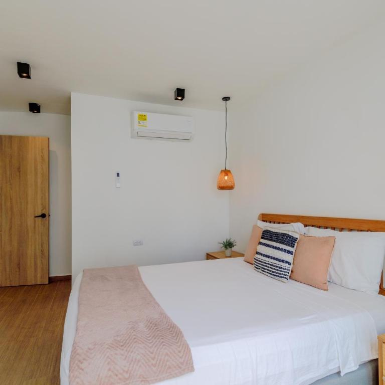 Lux Beach House, Aldaba Selection - Villa - Beach Front - 71