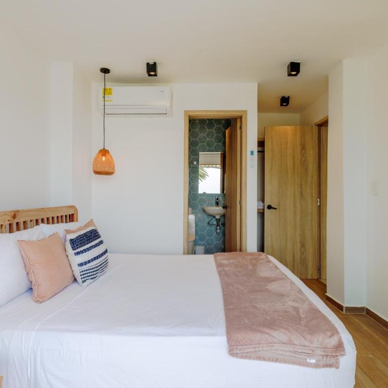 Lux Beach House, Aldaba Selection - Villa - Beach Front - 42