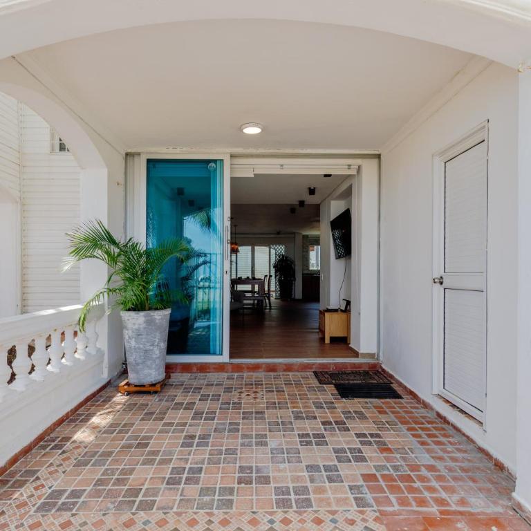 Lux Beach House, Aldaba Selection - Villa - Beach Front - 66