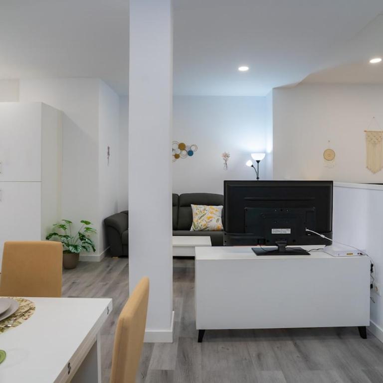 Holidays & Home Estudio El Palo 8A, 400 m playa - Apartamento de 1 dormitorio - 7