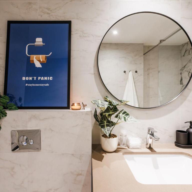 BW Aurora Prime PS4 Free Parking and Terrace - Two-Bedroom Deluxe Apartment with Balcony - 40