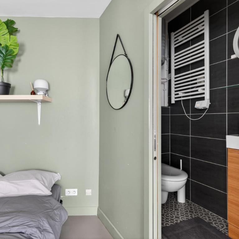 Charming 2-room loft-style apartment near Montmartre - Appartement 1 Chambre - 9