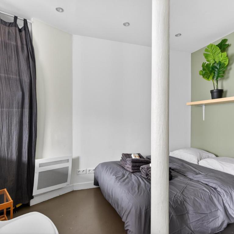 Charming 2-room loft-style apartment near Montmartre - Appartement 1 Chambre - 12