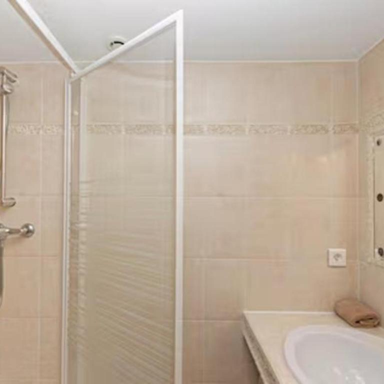 Le capouane - la tour d'auguste - Maison 1 Chambre - 13
