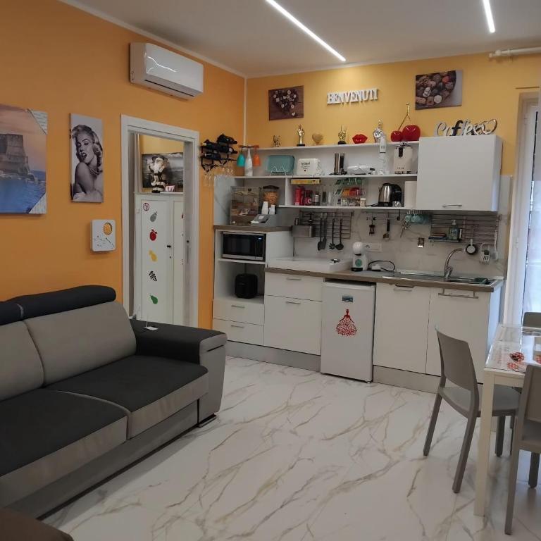 Stazione centrale casa di Lucio - One-Bedroom Apartment - 12