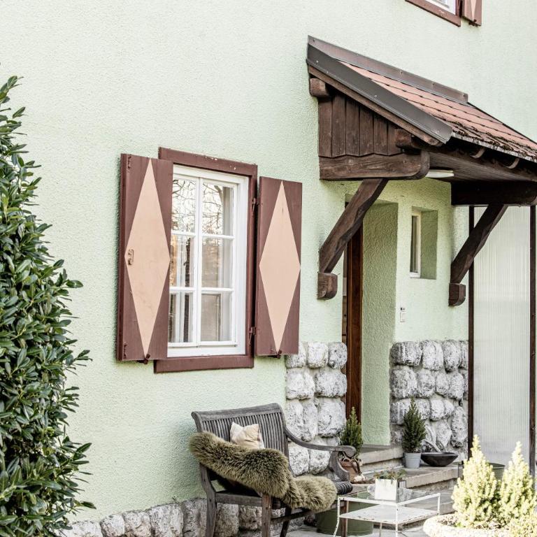 Villa Stella all famous ski areas around us, 15 minutes to salzburg, mountainview - Villa - 59